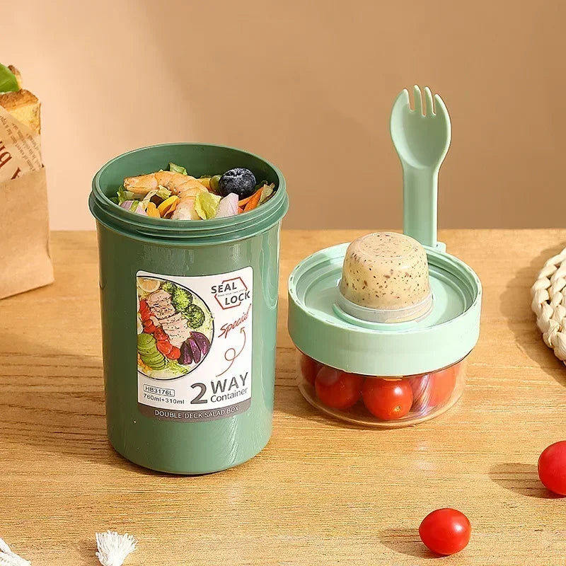 Salad & Oatmeal Lunch Cup