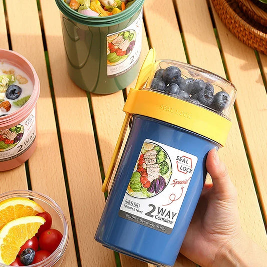 Salad & Oatmeal Lunch Cup